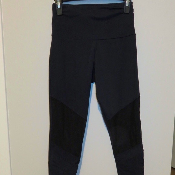 Onzie Black Leggings Flow Track Mesh Cut Out Full Length Workout Small Medium - Picture 2 of 9